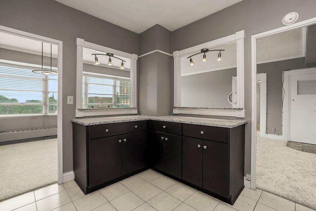333 W Meyer Boulevard Unit: 615