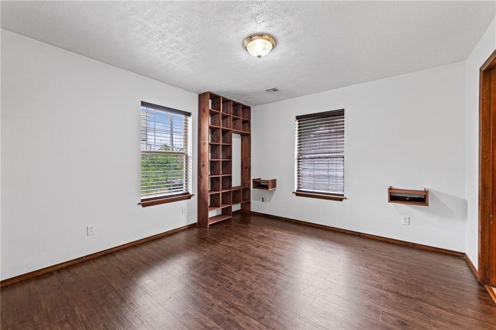 800 N 9th Street
