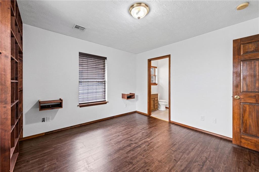 800 N 9th Street