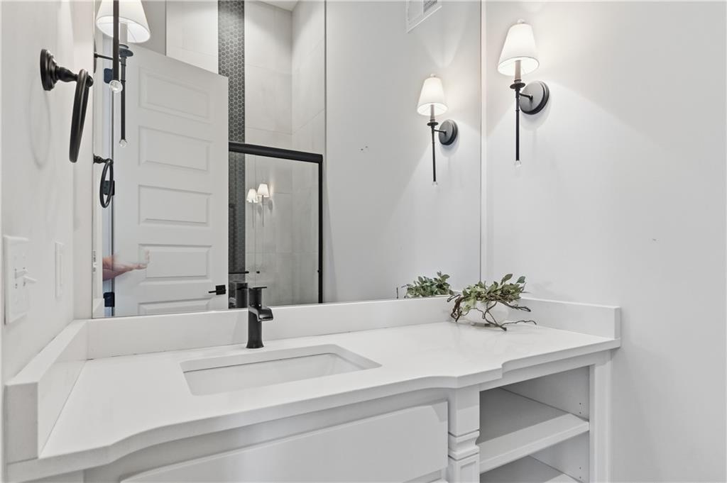 3501 W 150th Street