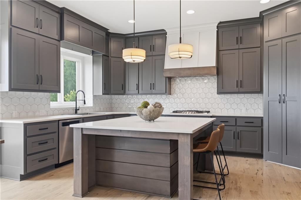 3501 W 150th Street