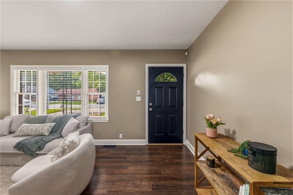 605 W Cedar Street
