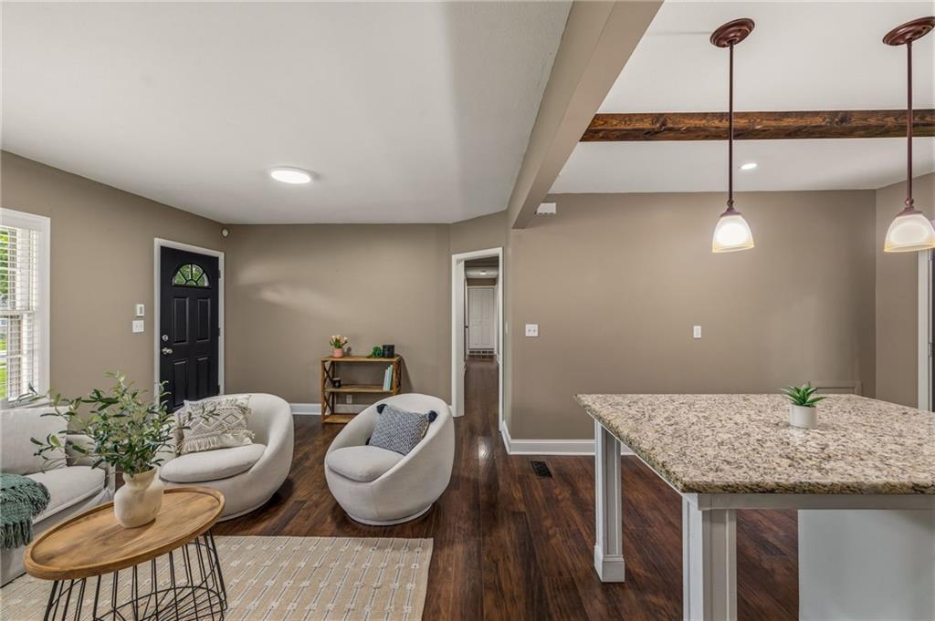 605 W Cedar Street