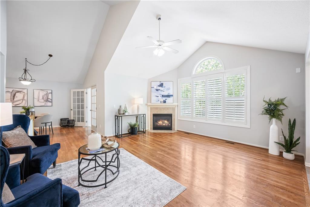 15183 S Greenwood Street Unit: 2700