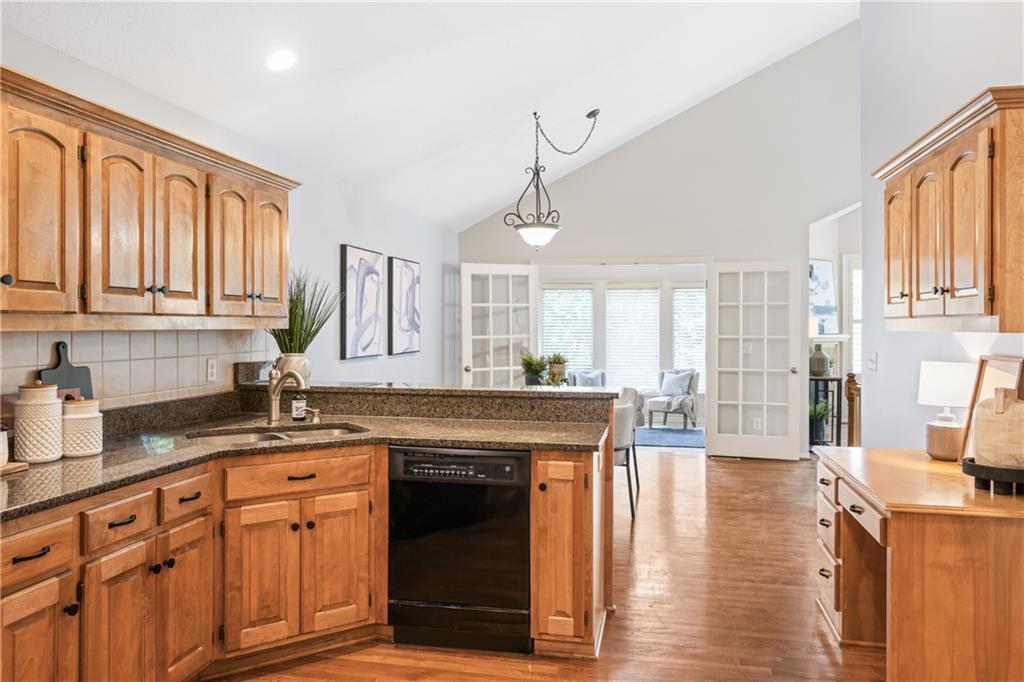 15183 S Greenwood Street Unit: 2700