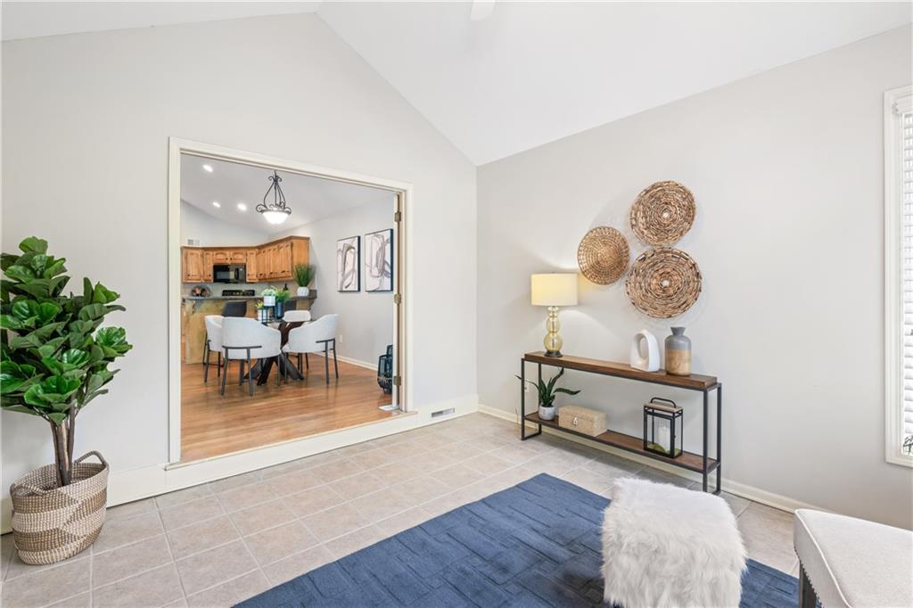 15183 S Greenwood Street Unit: 2700