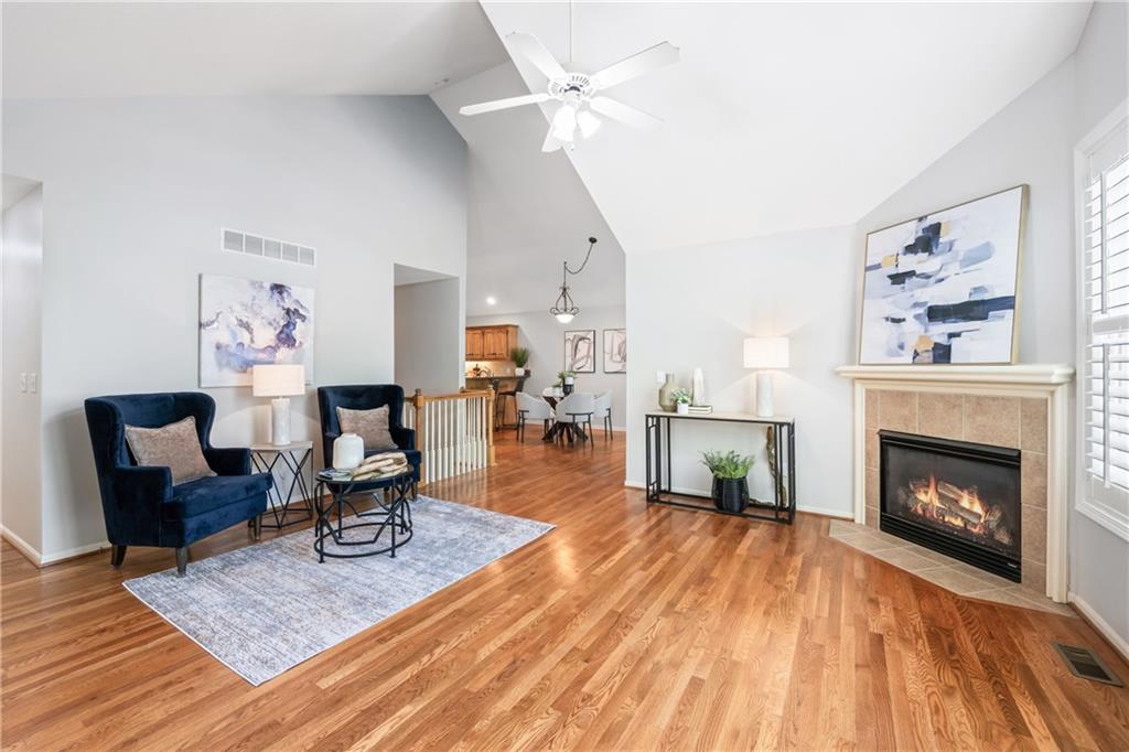 15183 S Greenwood Street Unit: 2700