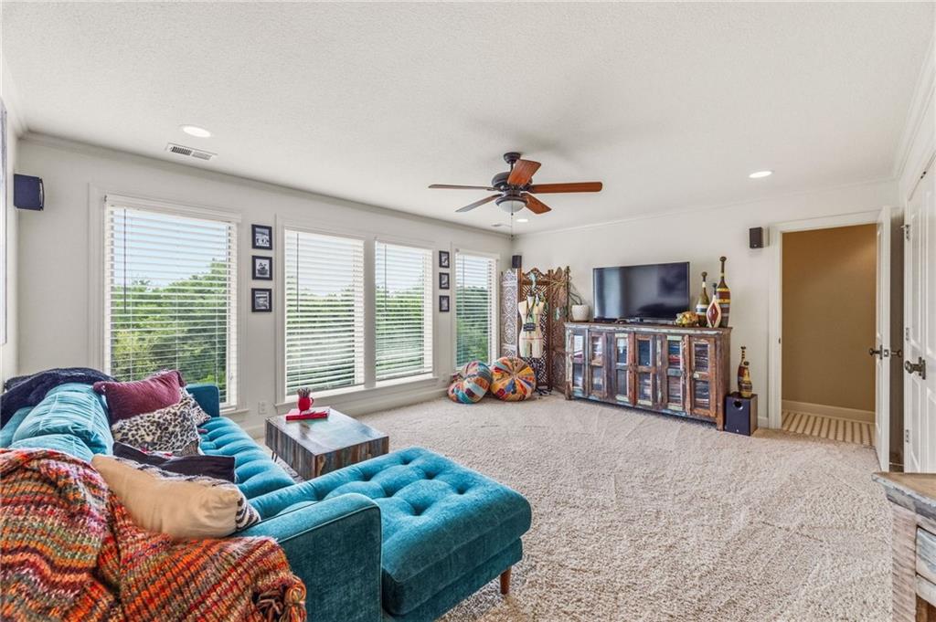7435 Deer Ridge Drive