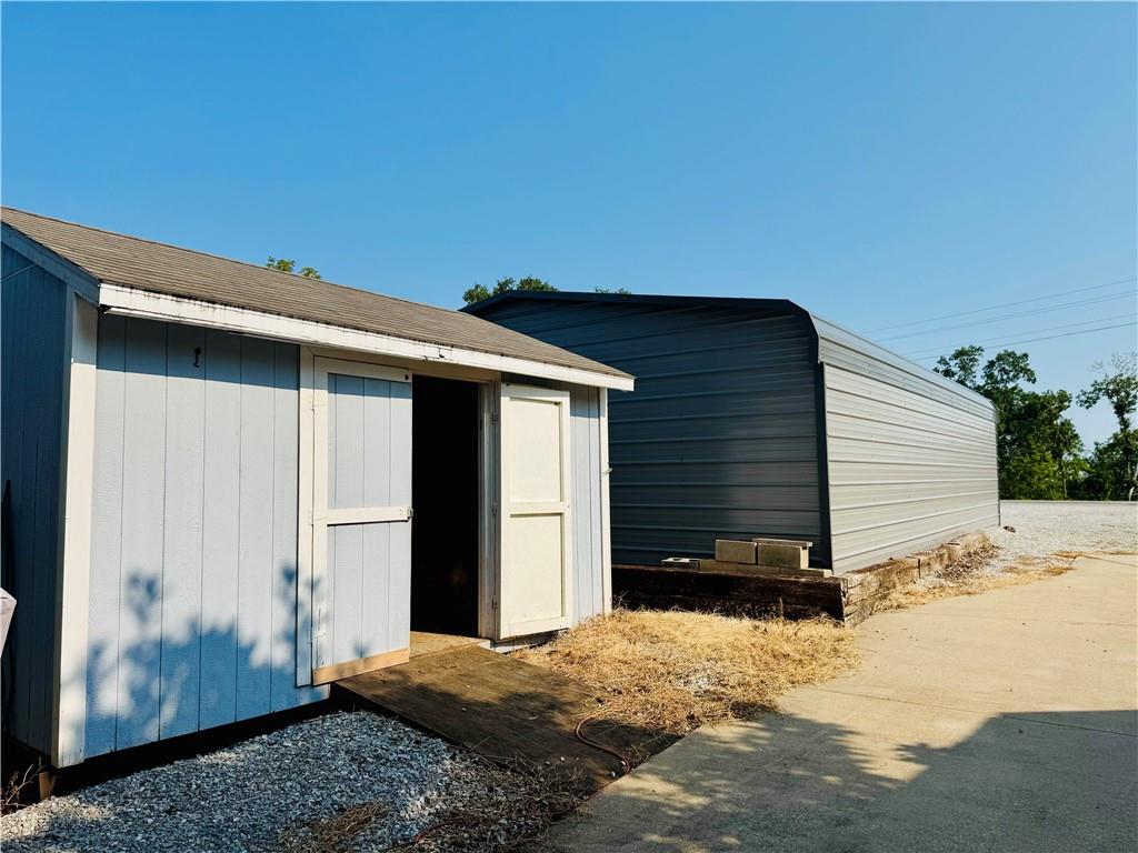 12338 Crestview Drive