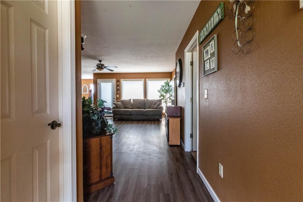 12338 Crestview Drive