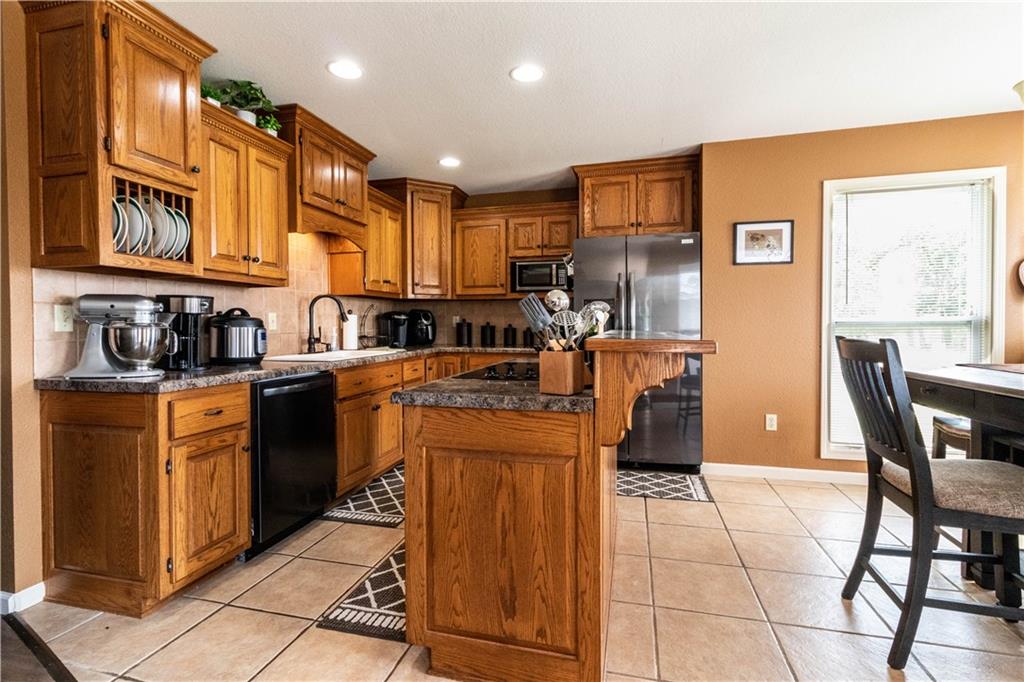 12338 Crestview Drive