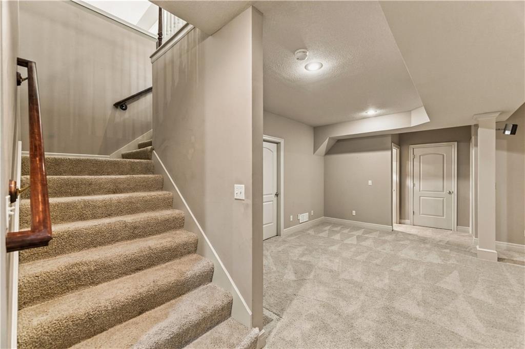 14325 Manor Court