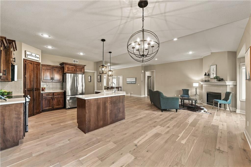 14325 Manor Court