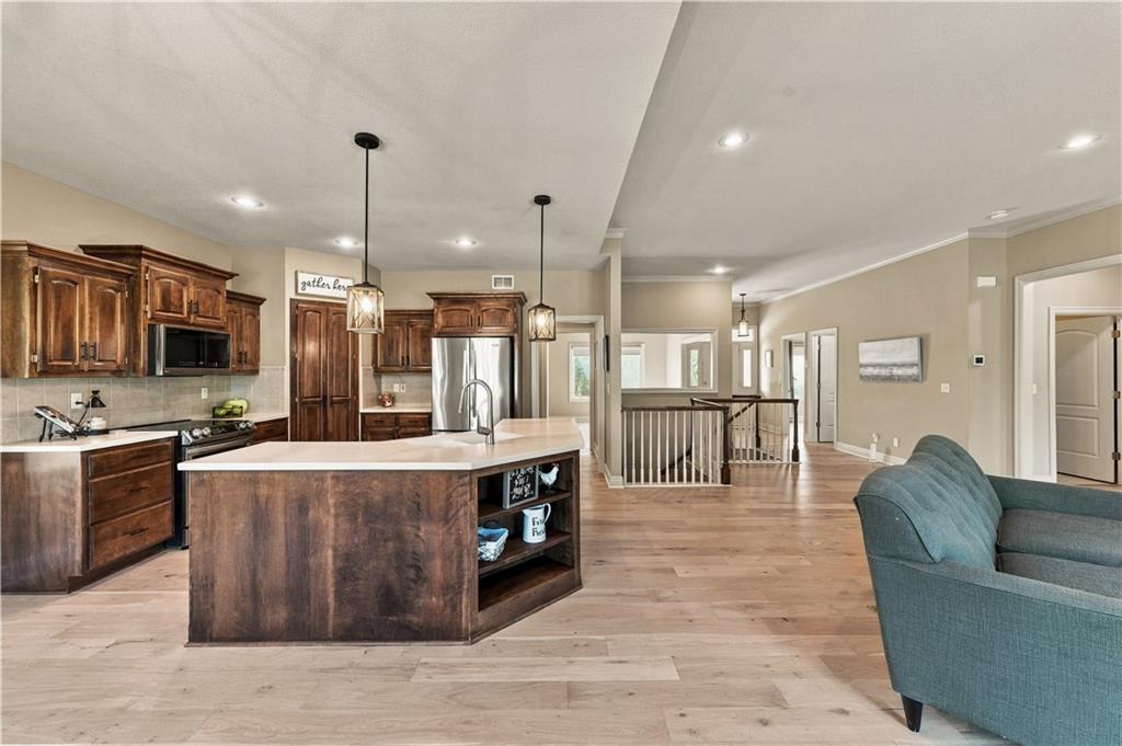 14325 Manor Court