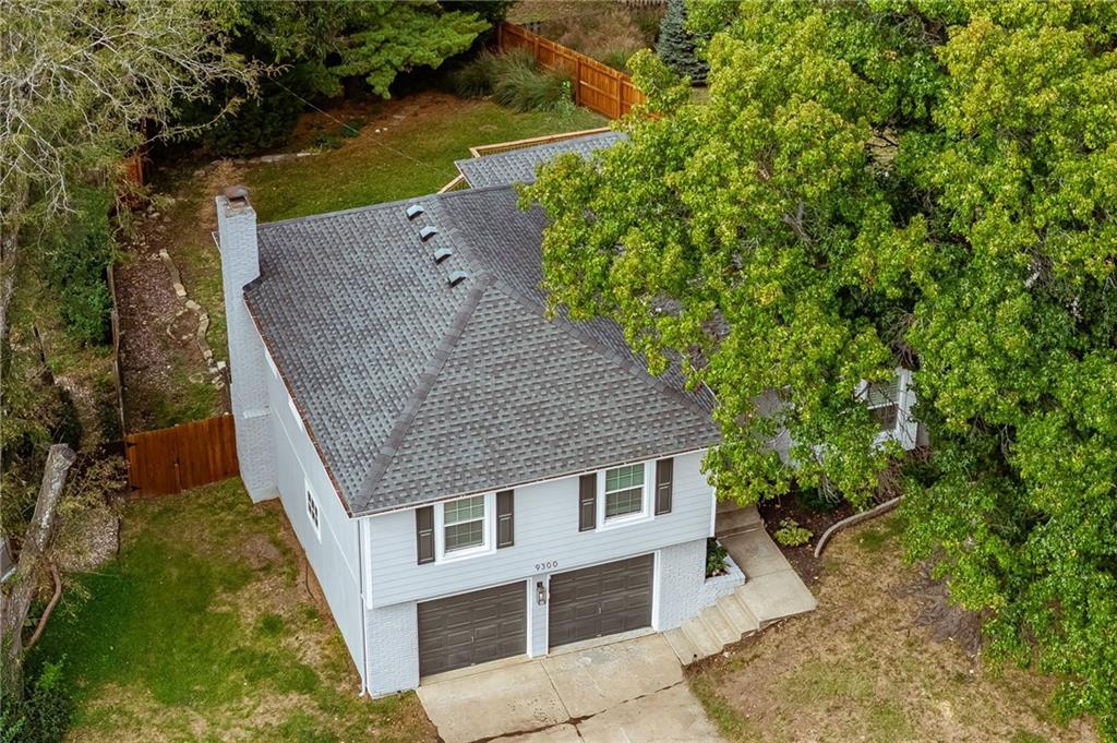 9300 Beverly Drive