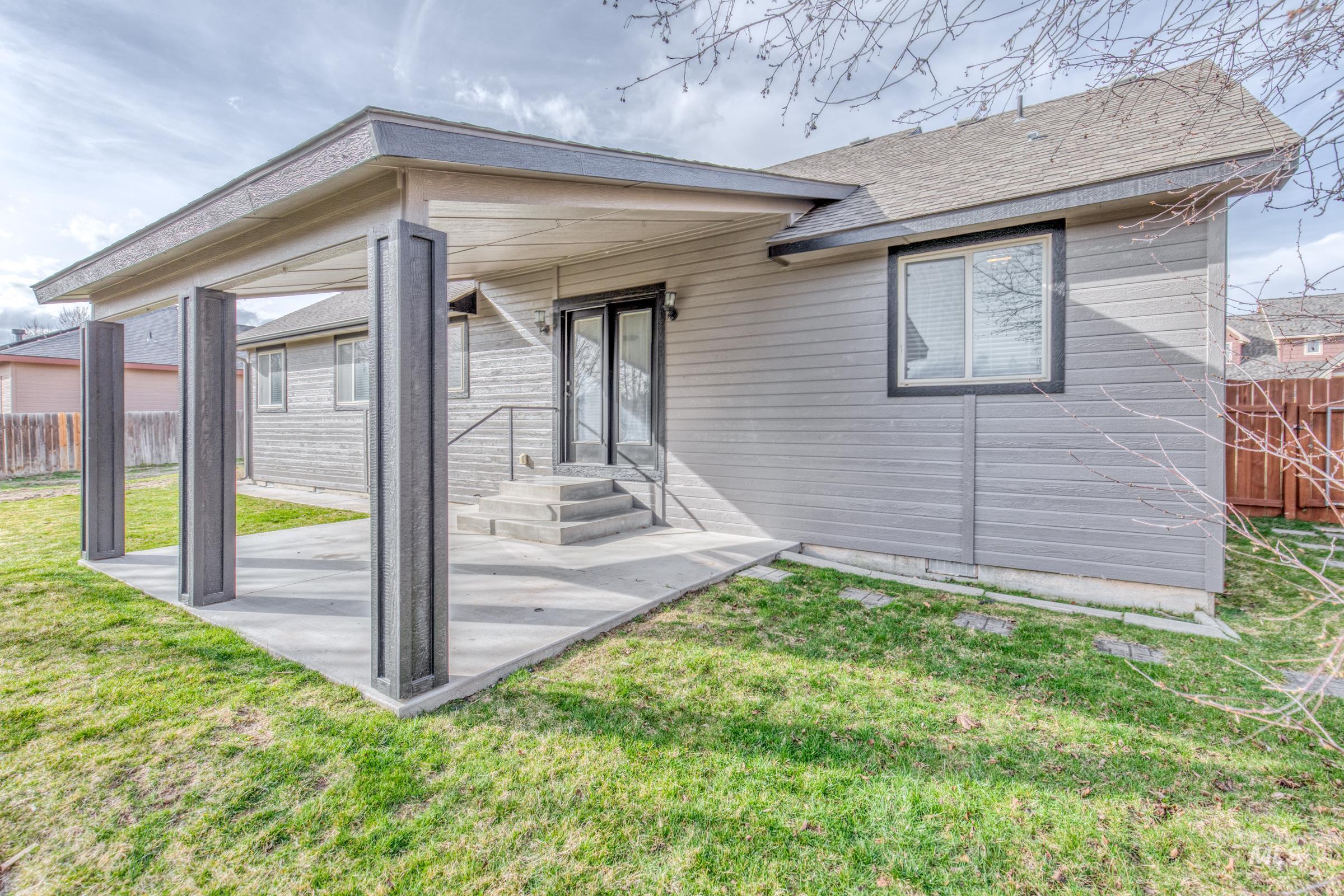 731 W Tallulah Drive