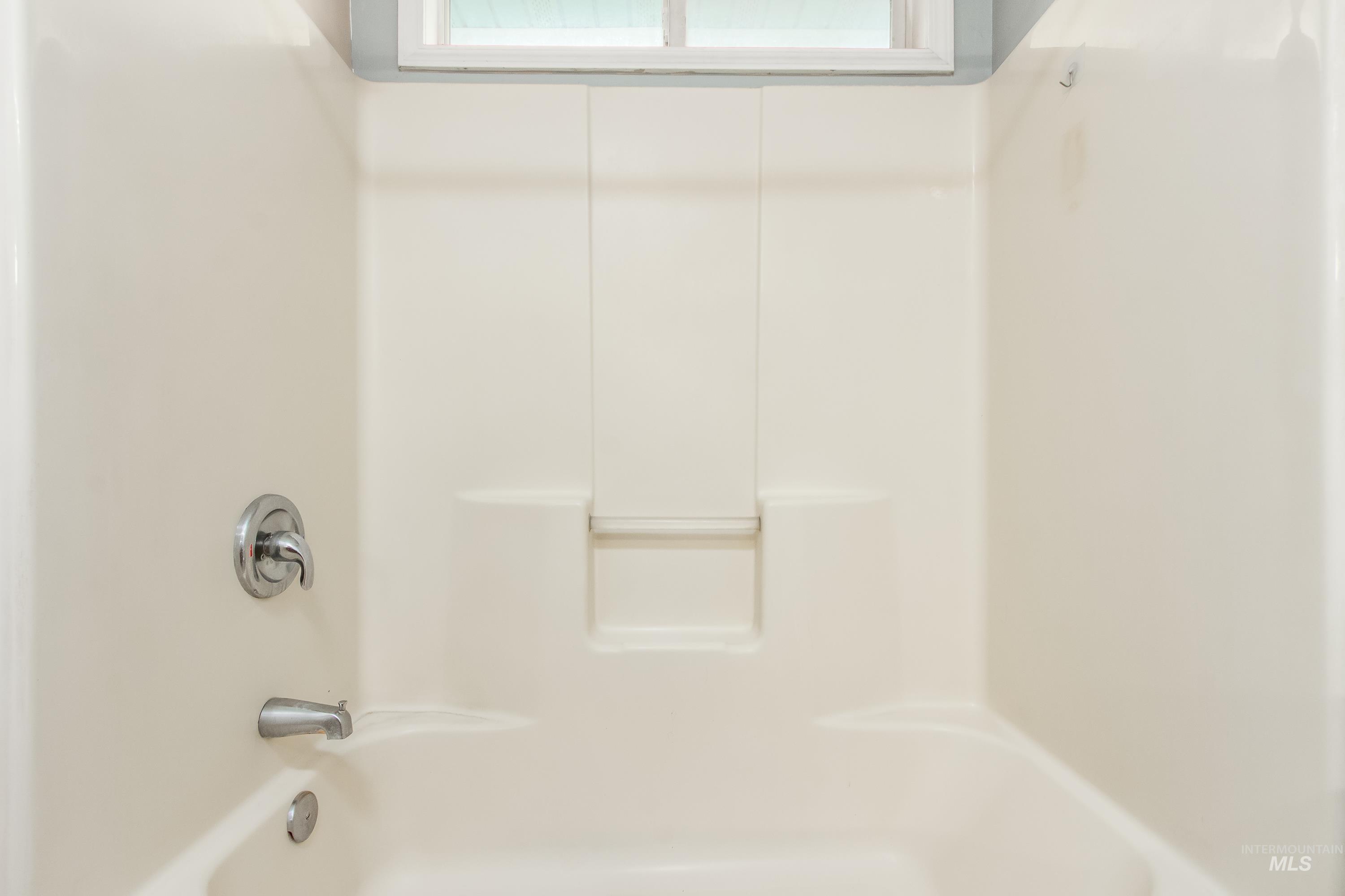 10749 W Susan