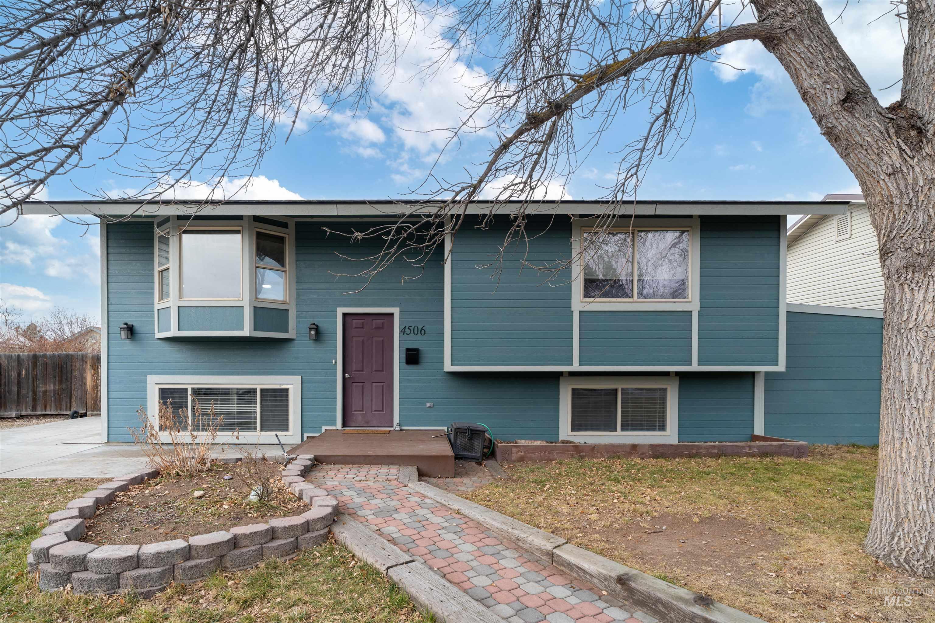 4506 W Pasadena Drive