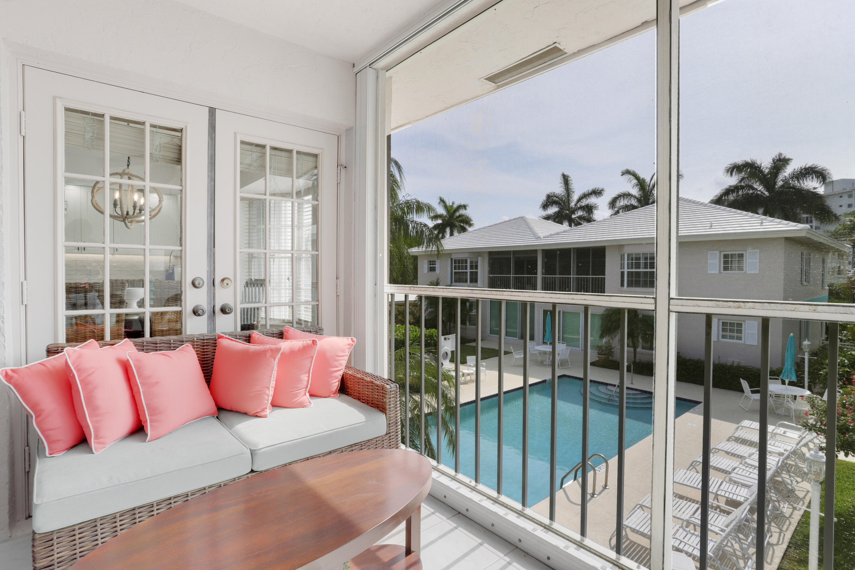 75 Venetian Drive D-13