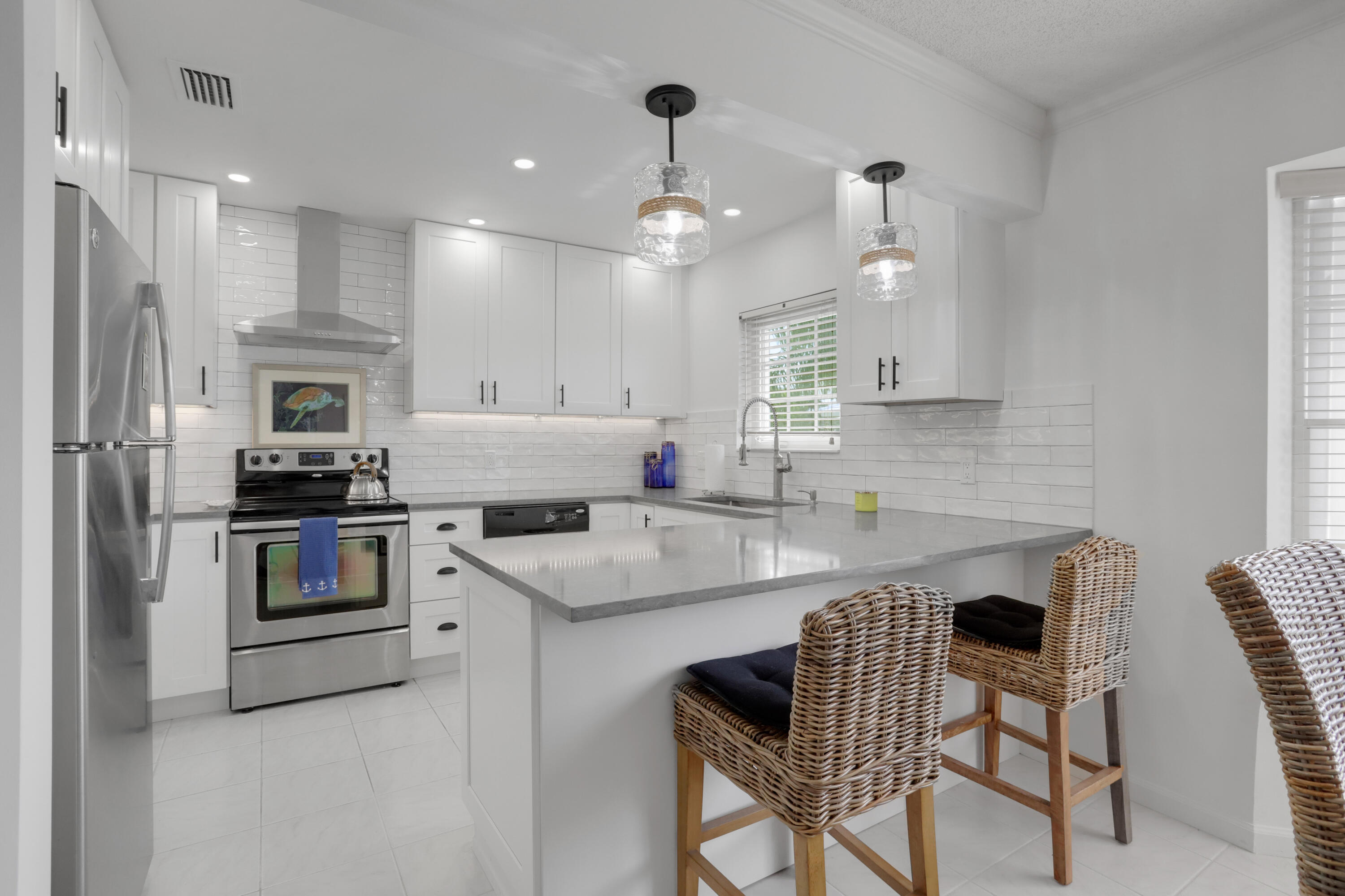 75 Venetian Drive D-13