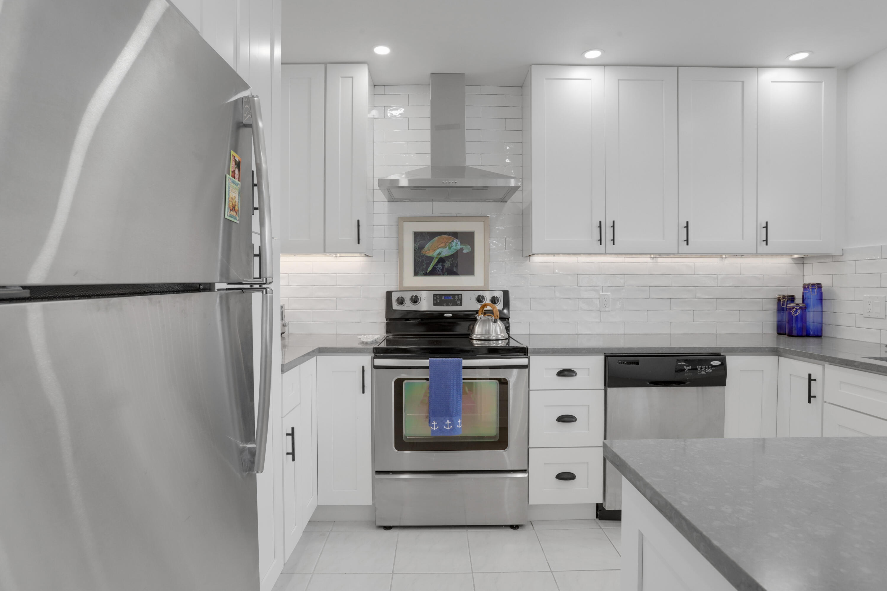 75 Venetian Drive D-13
