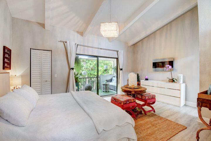 250 S Ocean Boulevard Unit: 272