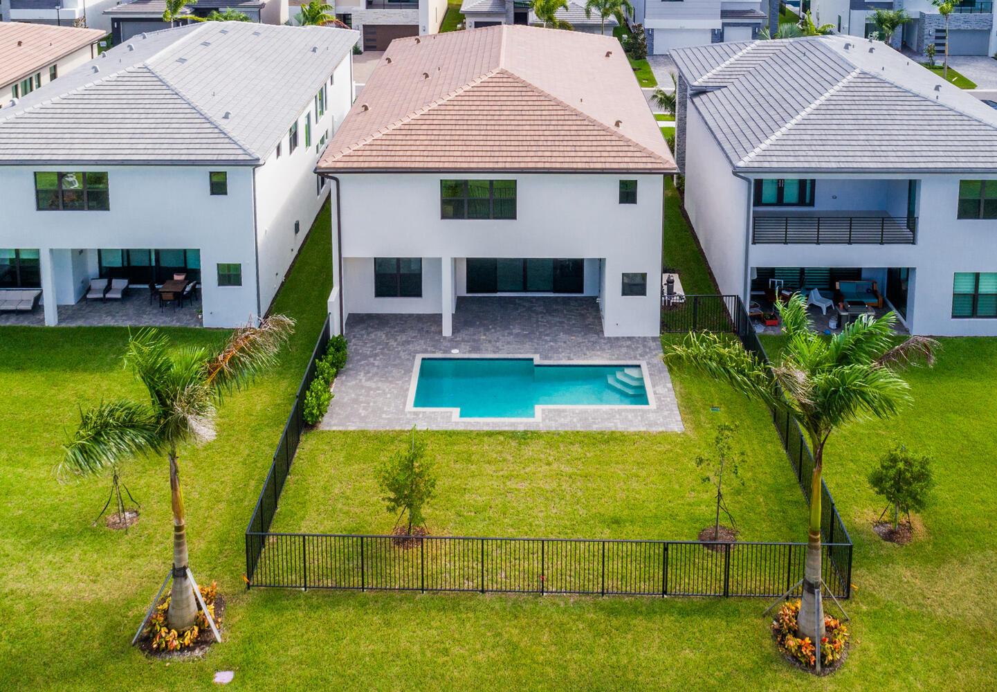 8563 Swinley Forest Way