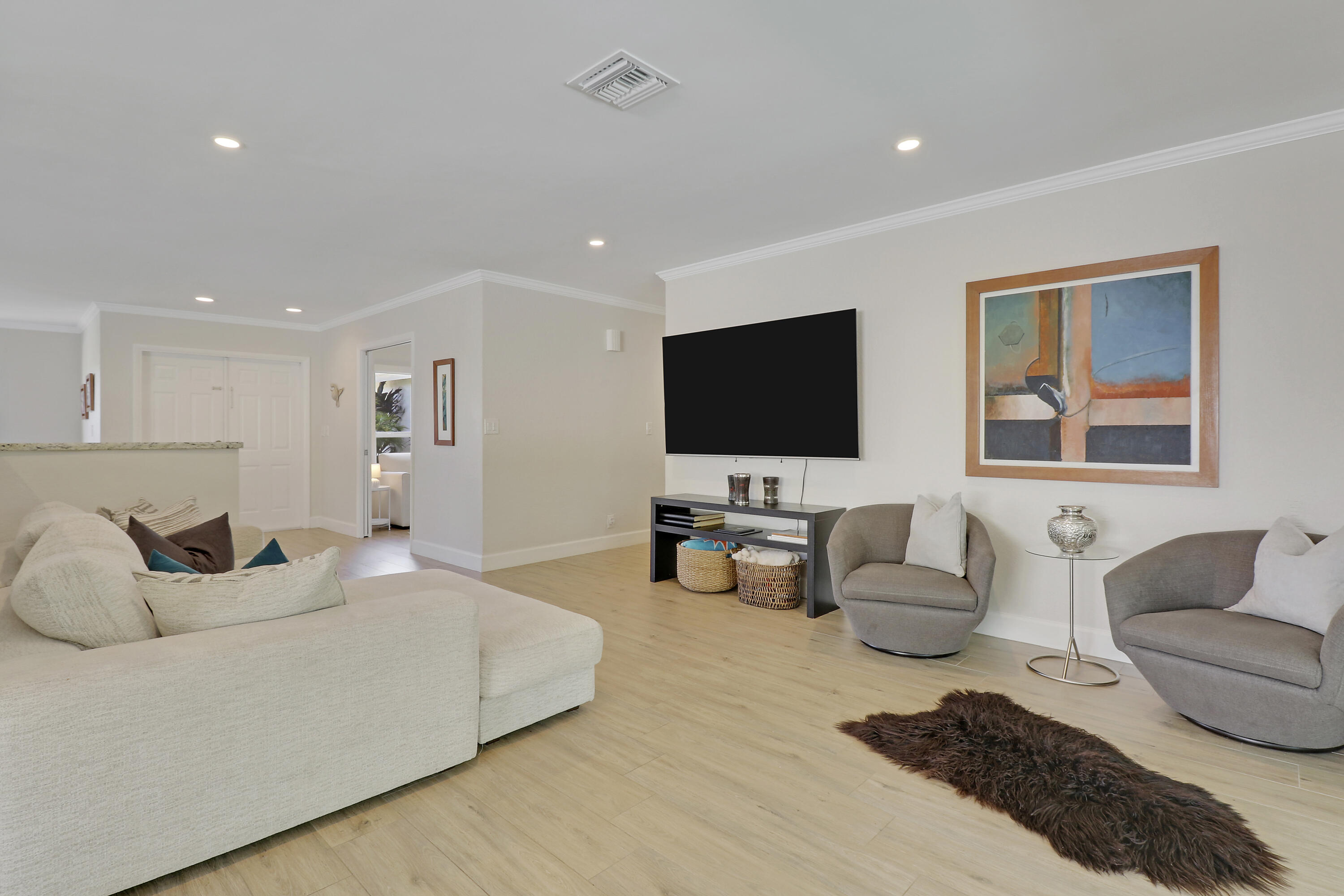 17723 Foxglove Lane