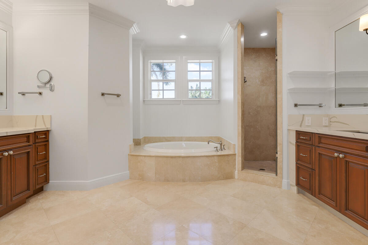 8050 Fairway Trail