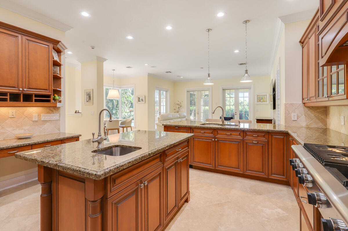 8050 Fairway Trail