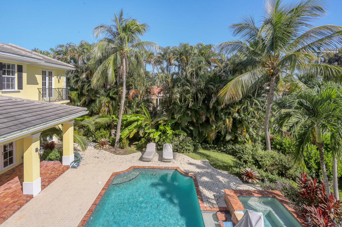 8050 Fairway Trail