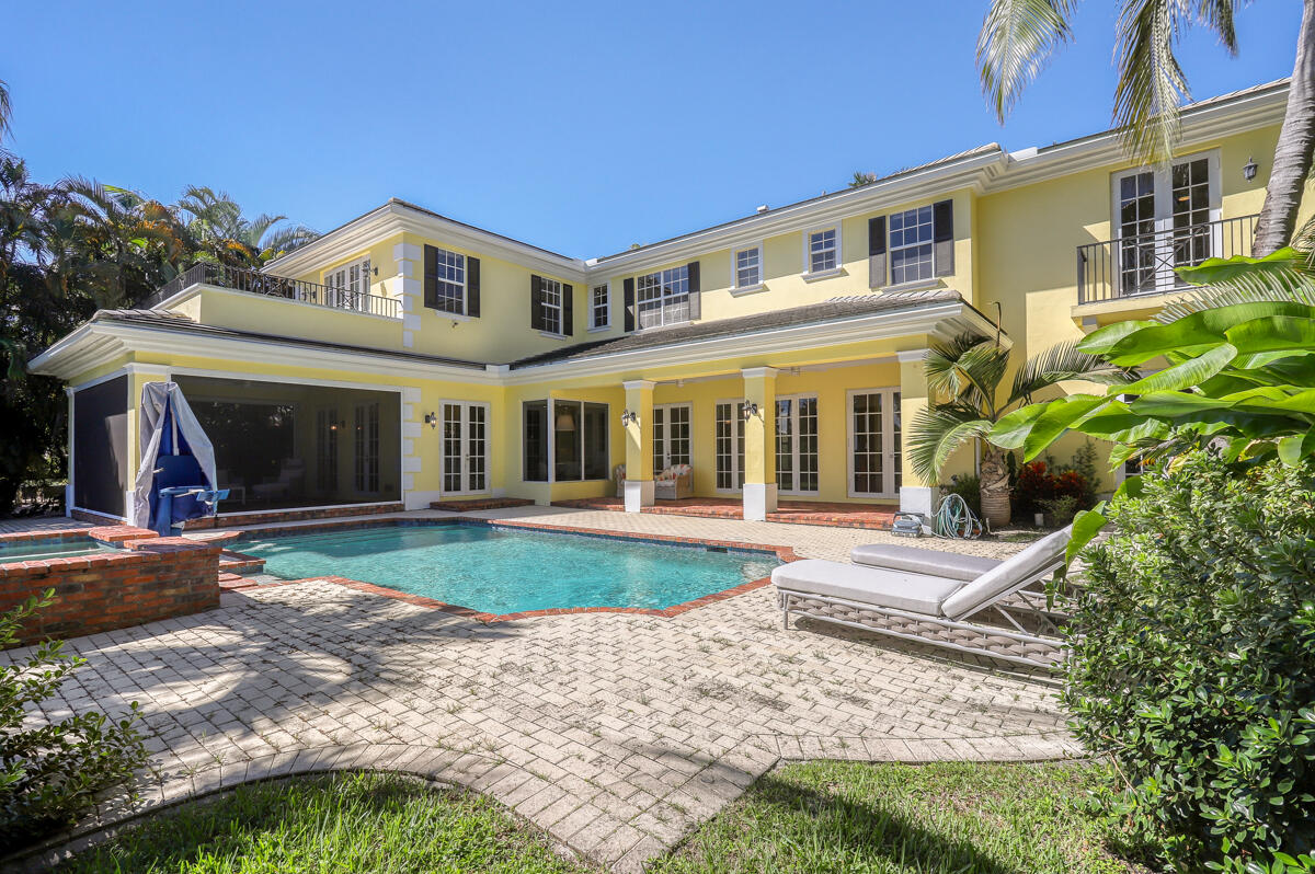 8050 Fairway Trail