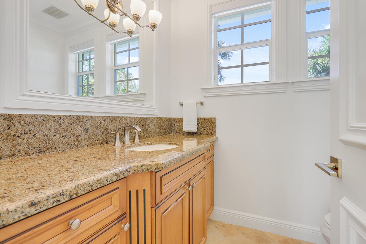 8050 Fairway Trail