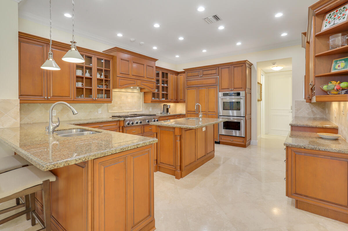 8050 Fairway Trail