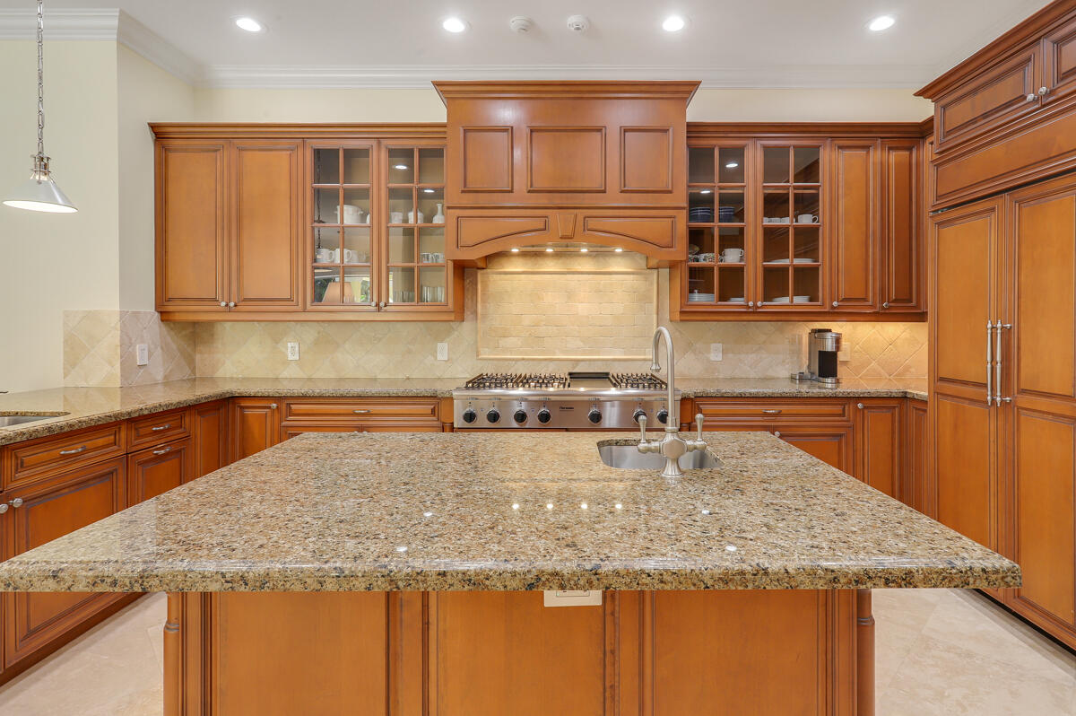 8050 Fairway Trail
