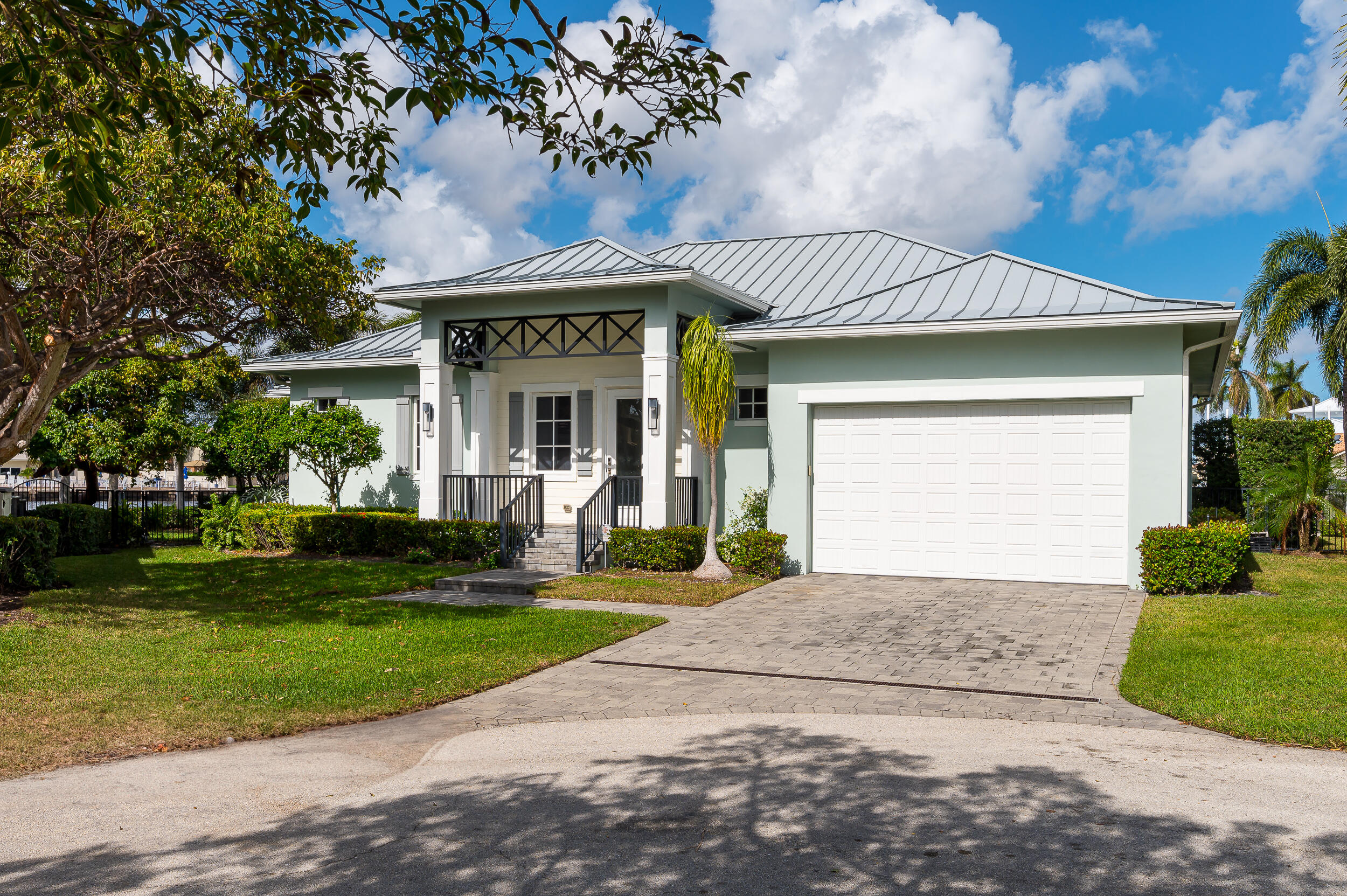 36 Ixora Way