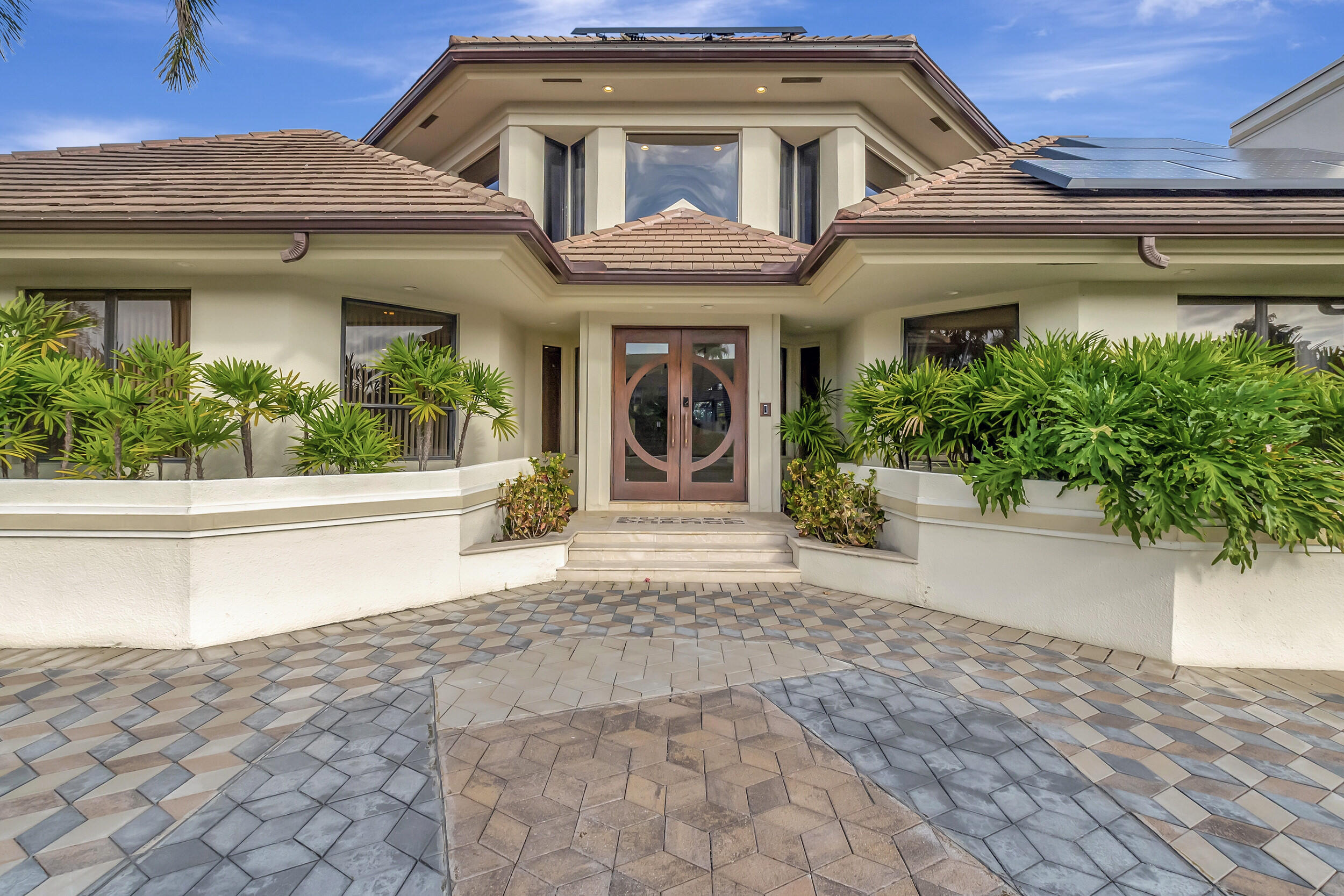 7555 Mandarin Drive