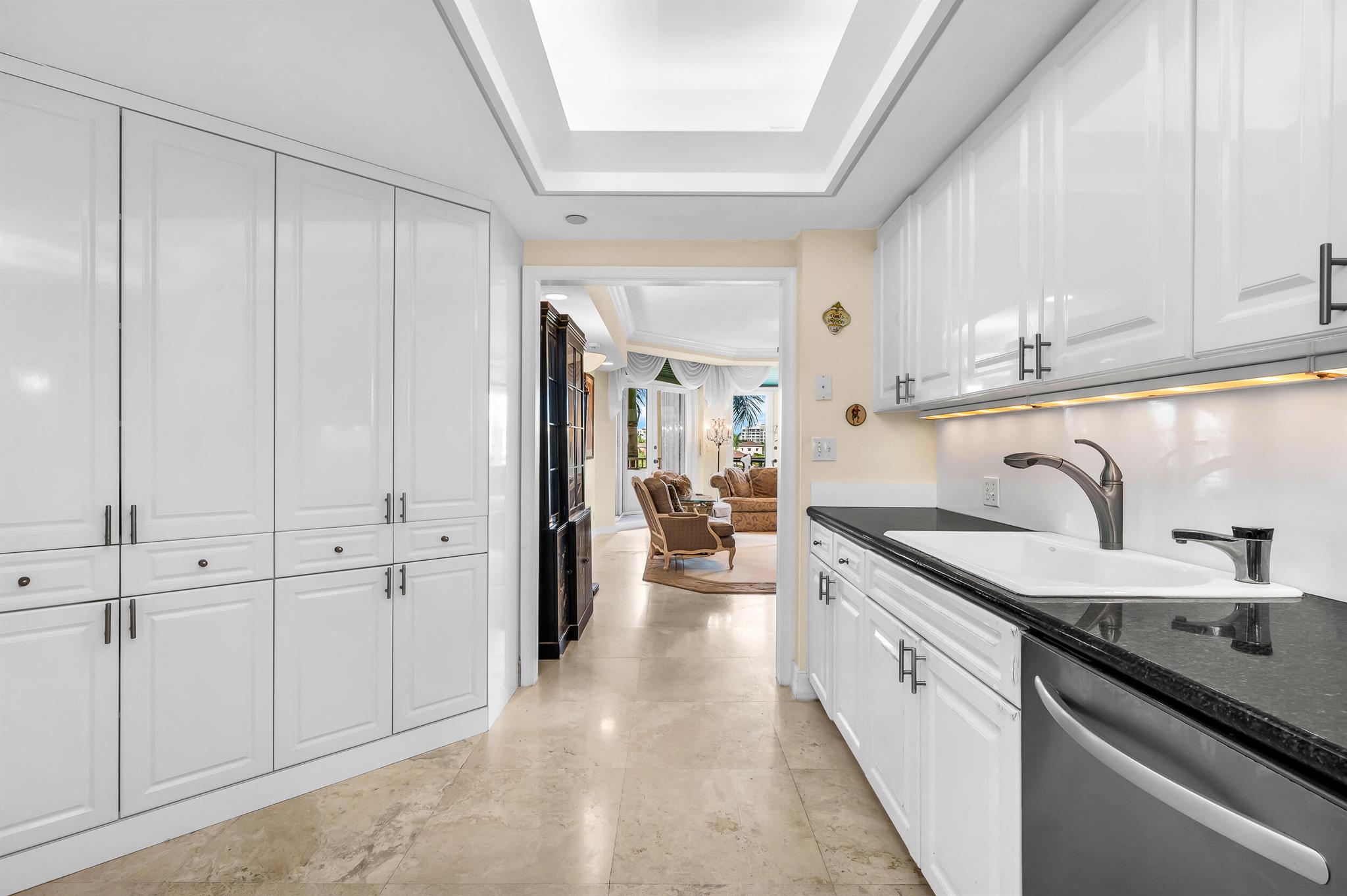 300 SE 5th Avenue Unit: 4160