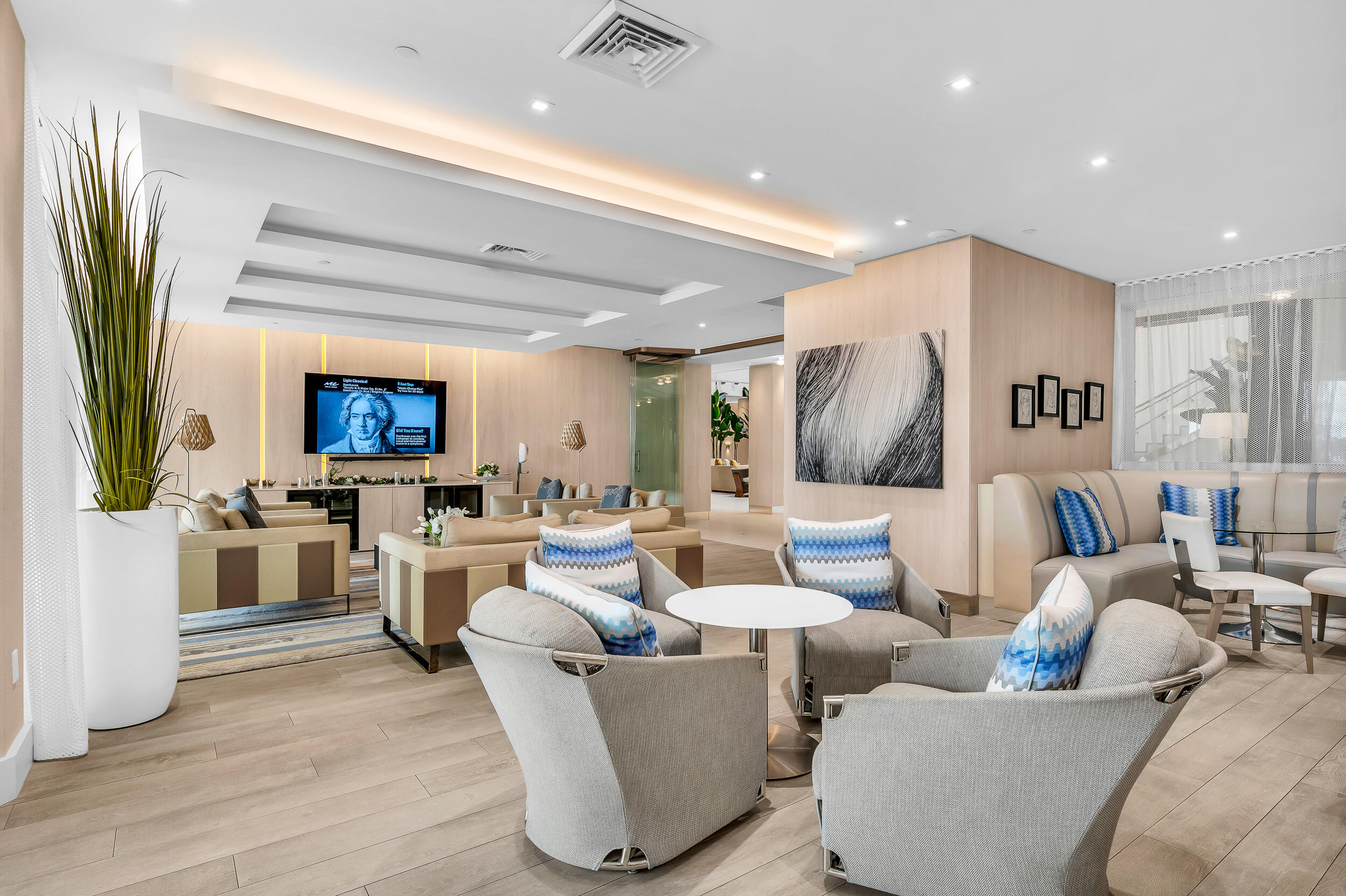 300 SE 5th Avenue Unit: 4160