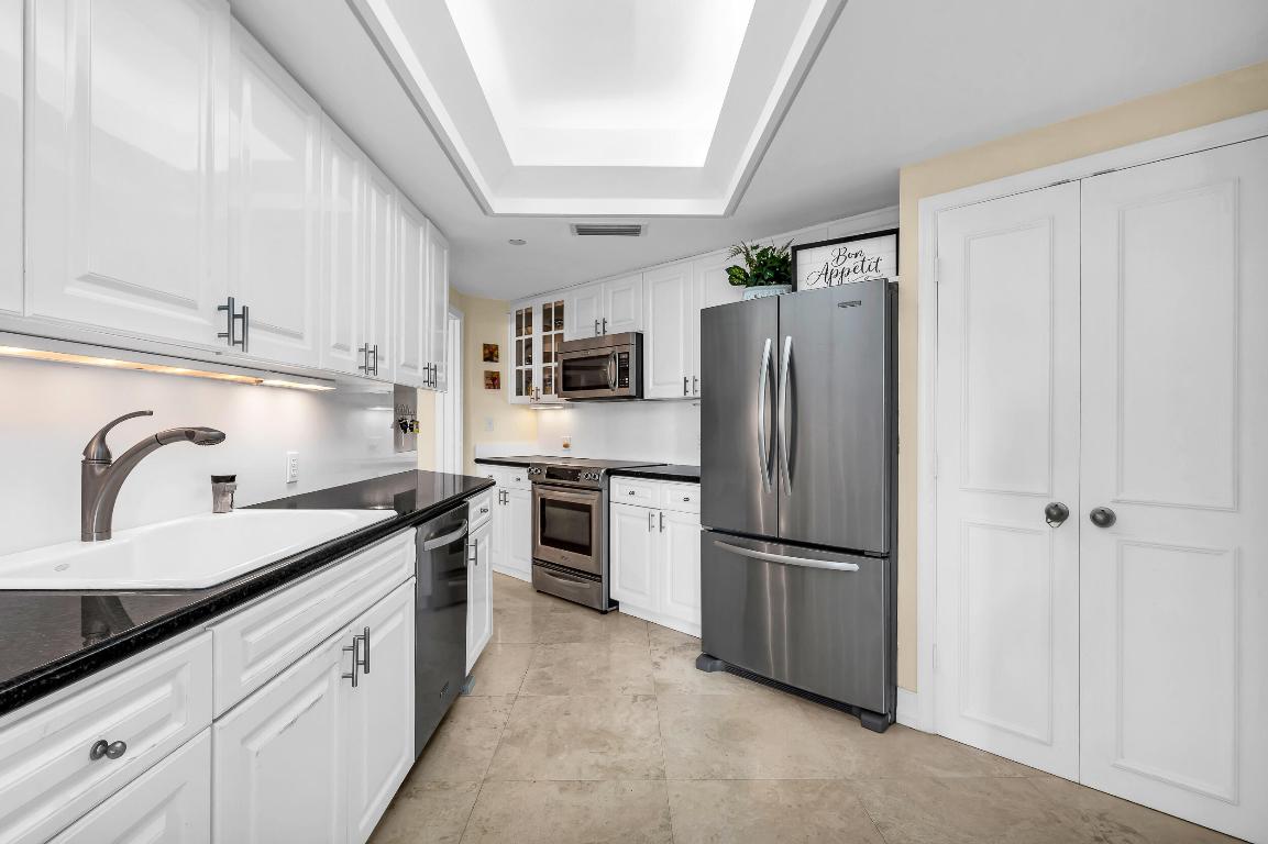 300 SE 5th Avenue Unit: 4160