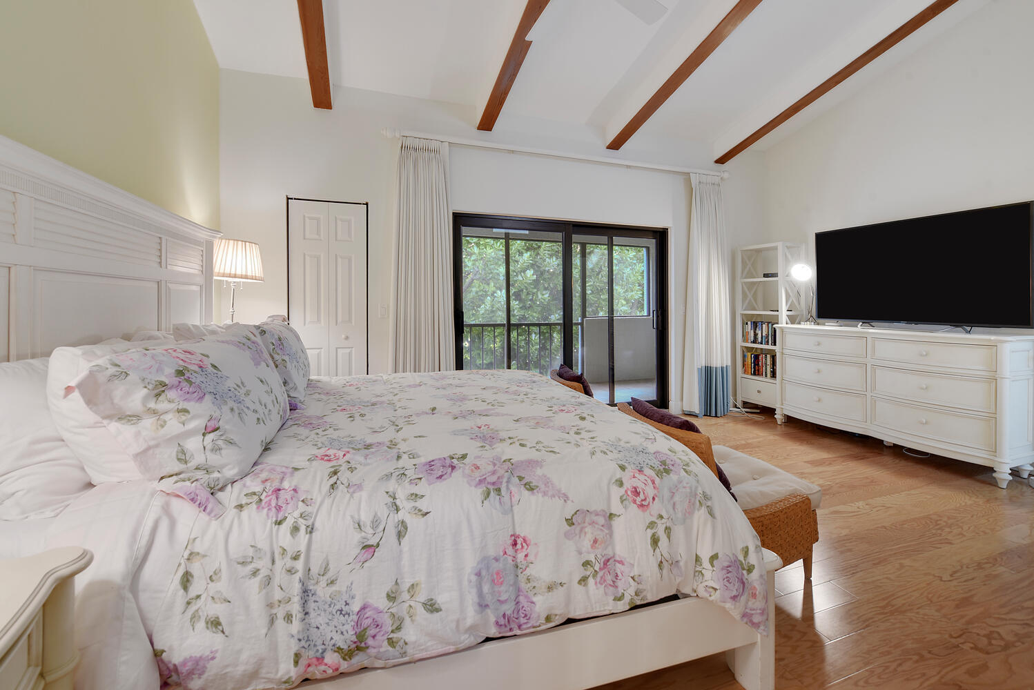 250 S Ocean Boulevard Unit: 275