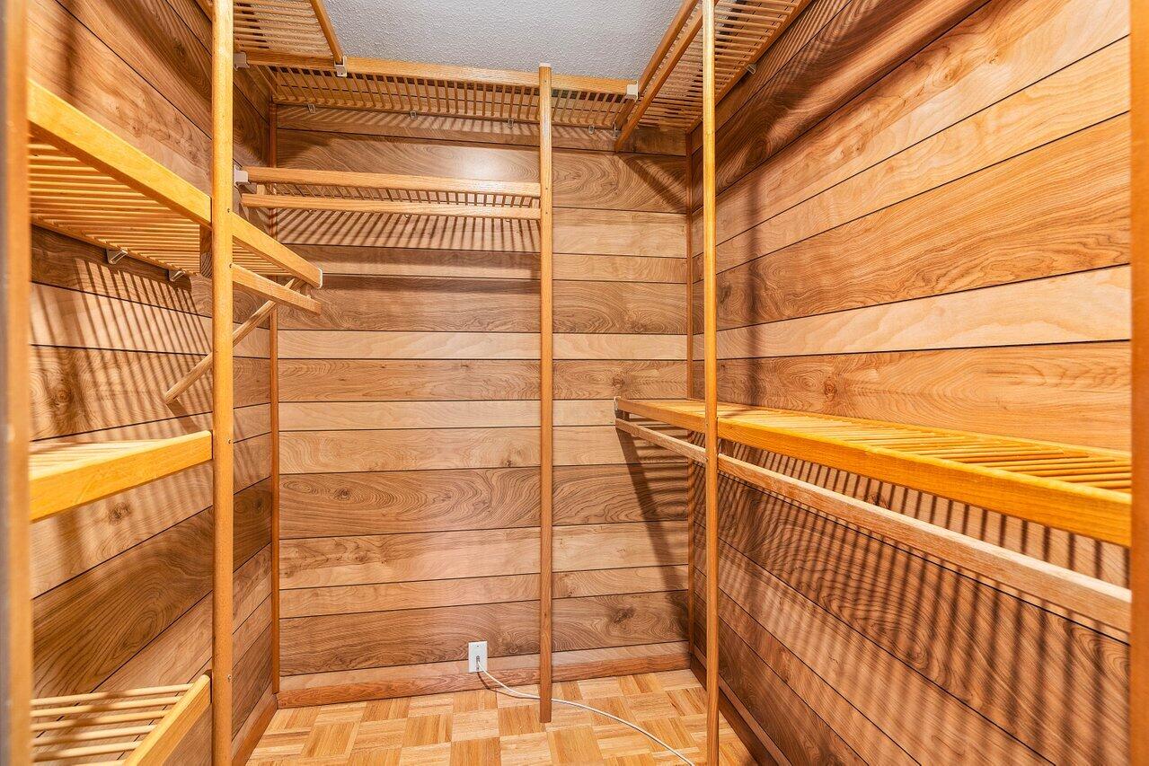 250 S Ocean Boulevard 261