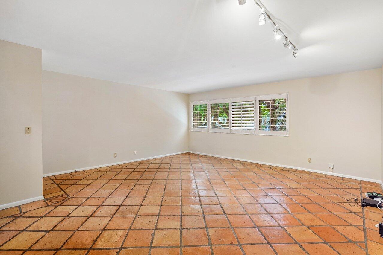 250 S Ocean Boulevard 261