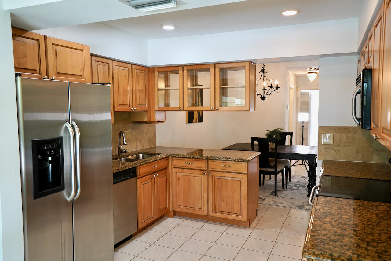 2121 S Ocean Boulevard 804