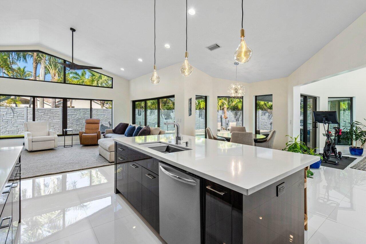 10791 Avenida Santa Ana