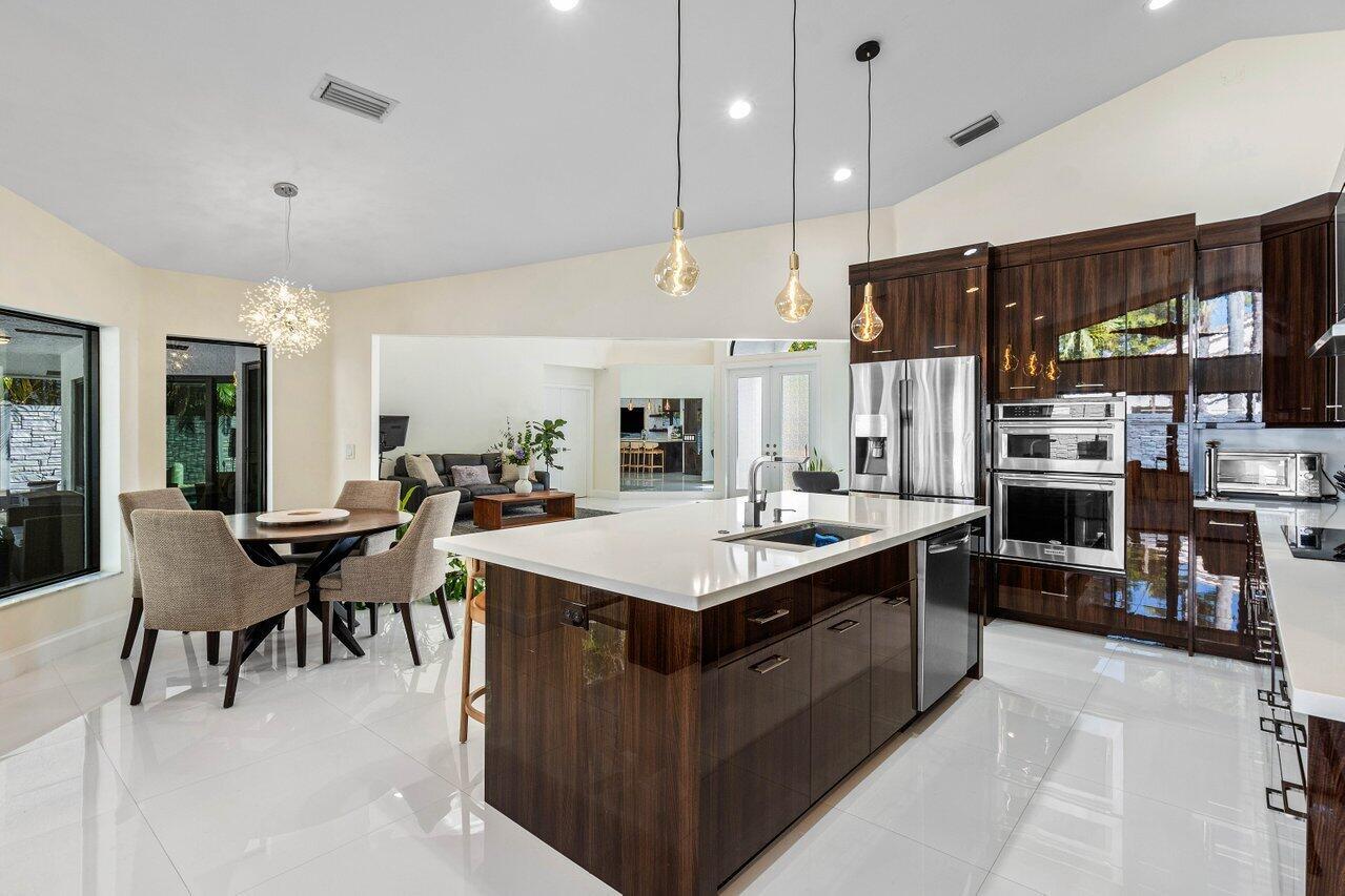 10791 Avenida Santa Ana