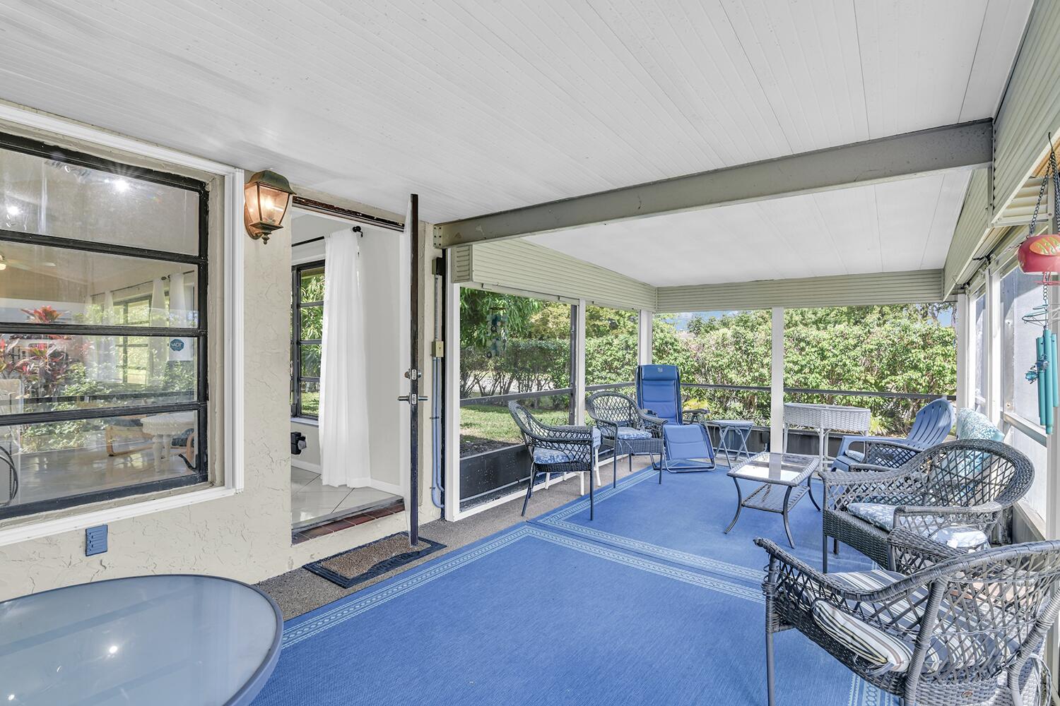 6335 Hitchin Post Way