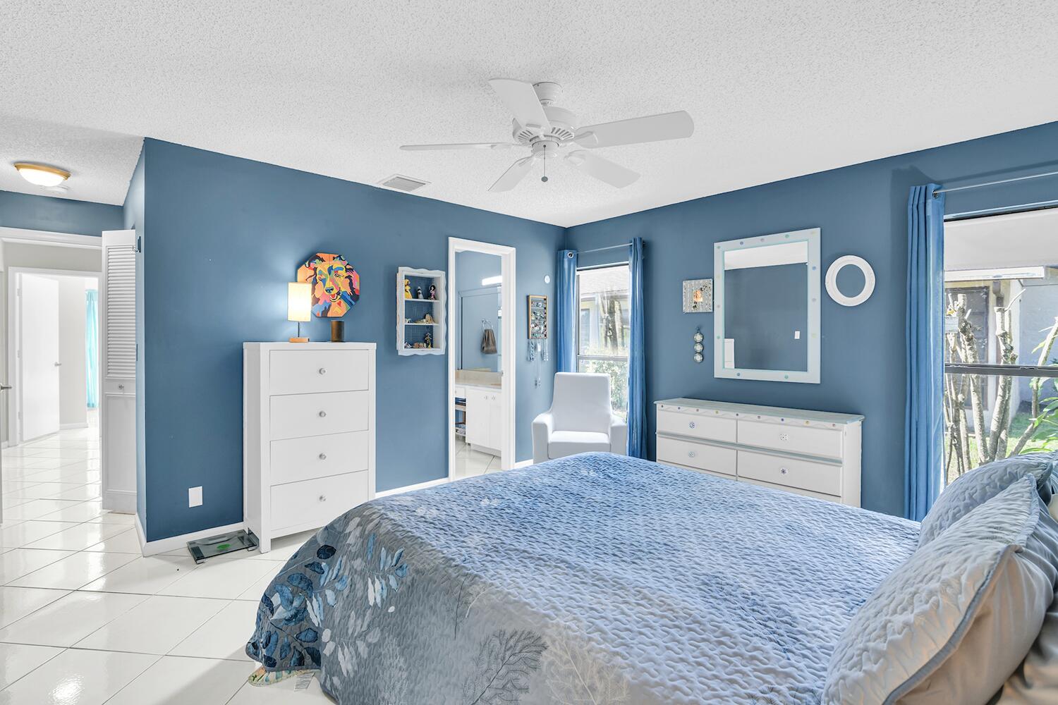 6335 Hitchin Post Way