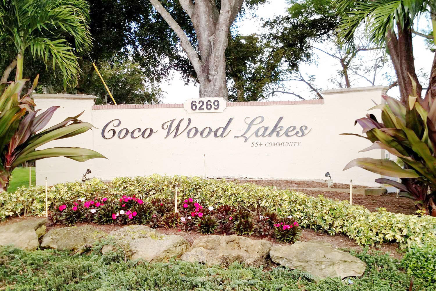 6335 Hitchin Post Way