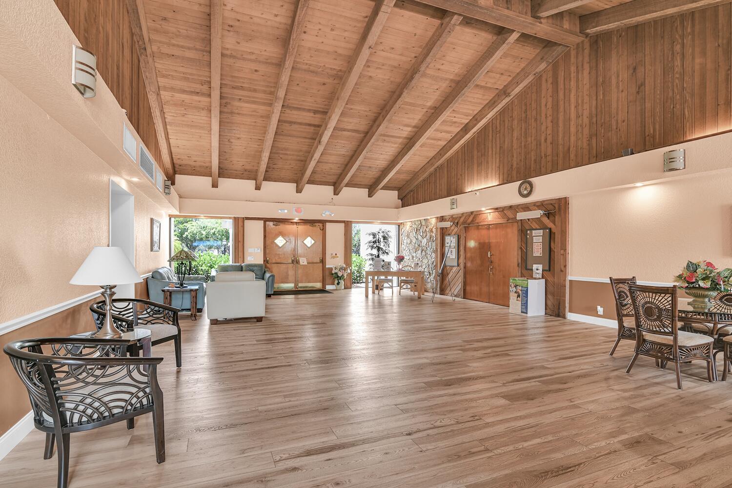 6335 Hitchin Post Way